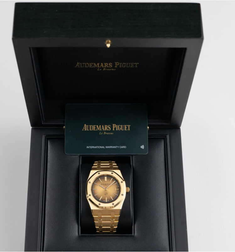 Audemars Piguet Royal Oak view 8